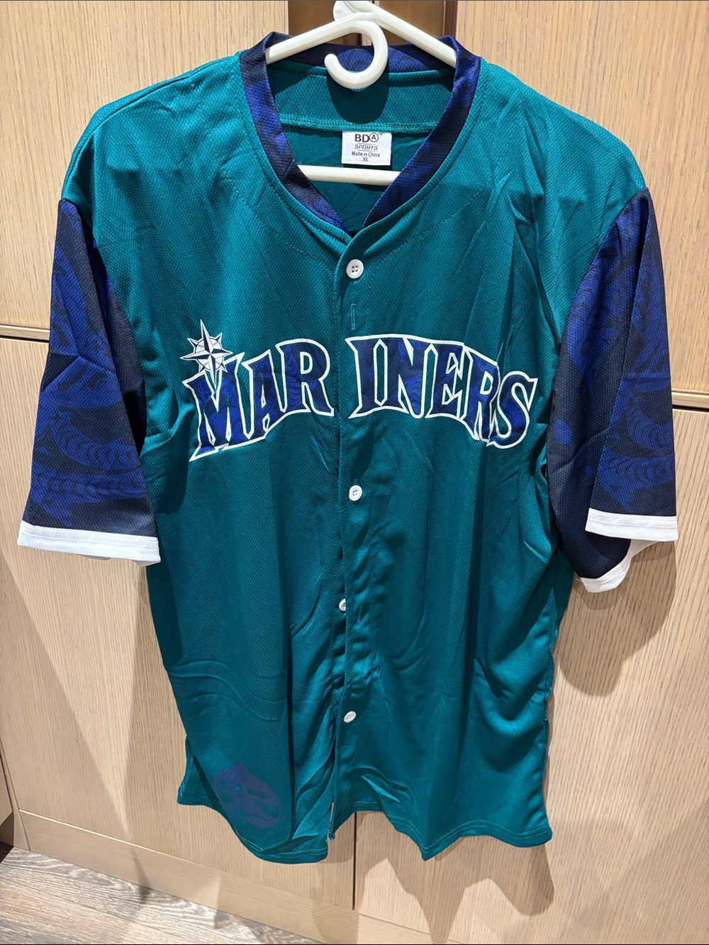 Seattle Mariners MLB jersey - Aug 2026 promotion - NWT